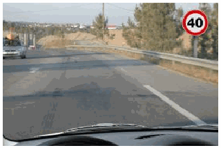 Imagem da pergunta: Neste local, posso transitar a 50 Km/h?